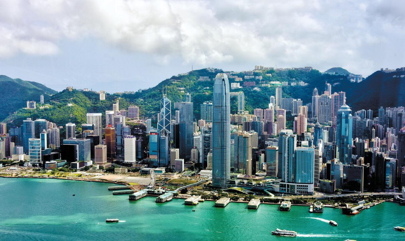 香港上市公司25年增逾3倍 市值達42萬億