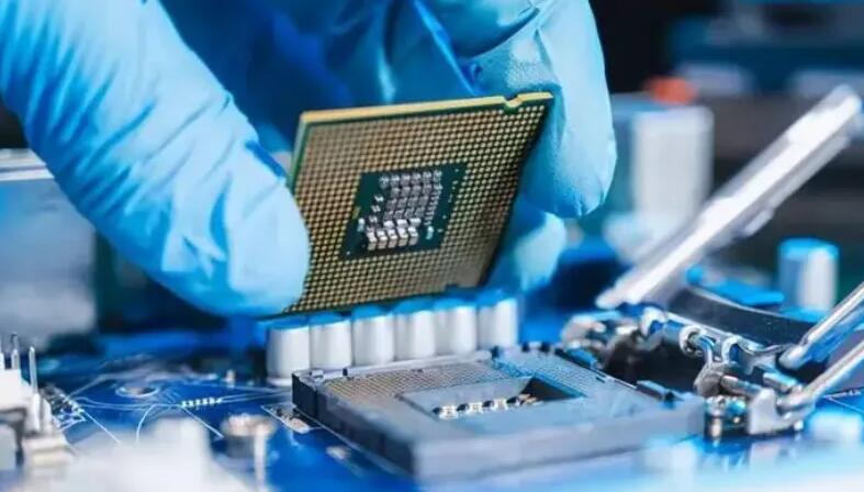 普京：對俄微電子領域限制是西方制裁主要方向之一