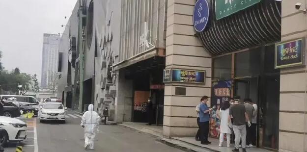 傳播鏈延長! 北京酒吧聚集性疫情已有69人感染, 涉15個區