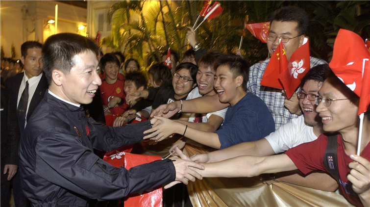 【香港回歸25年回顧】四隻大熊貓在港安家 奧運航天「天團」訪港成慣例