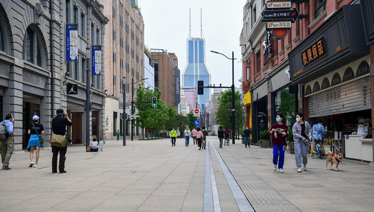 調整風險人員隔離管理期限、強化監測預警——國務院聯防聯控機制詳解最新版新冠肺炎防控方案