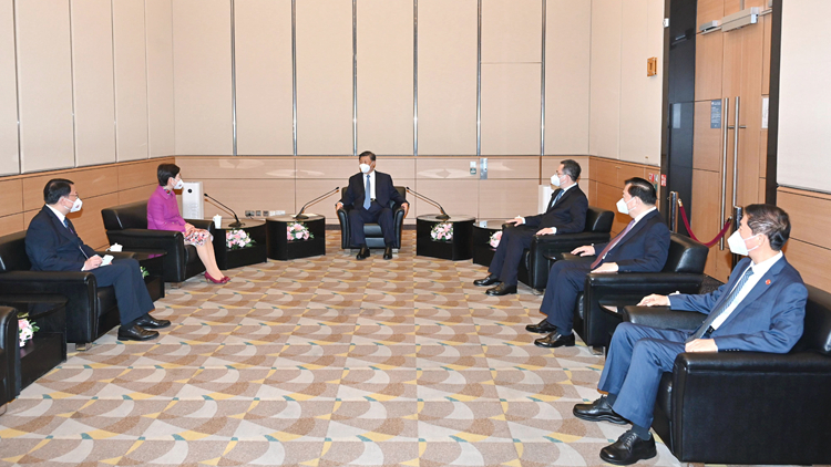 有片 | 國家主席習近平會見行政長官林鄭月娥