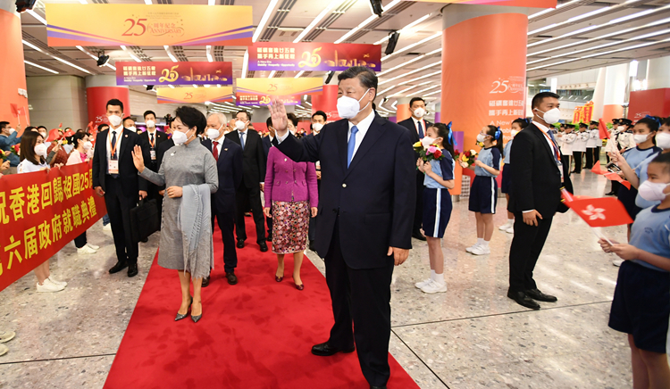  習近平：我一直掛念著香港 香港歷經風雨後浴火重生 證一國兩制有強大生命力 