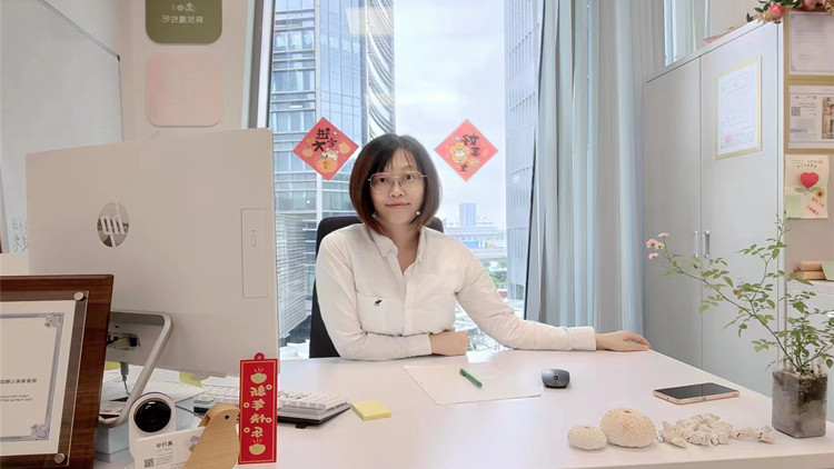 高月華：很幸運見證香港回歸25年這段歷史