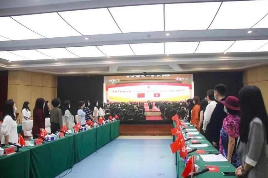 【深港雙城記】在深港青年及深圳各界女性代表收看慶祝香港回歸25周年直播