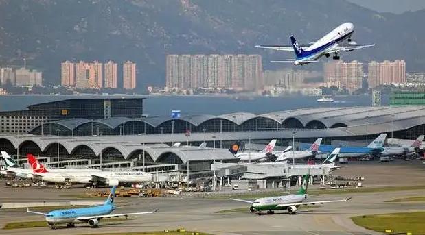 疑機艙失壓 澳門飛吉隆坡貨機急降香港機場