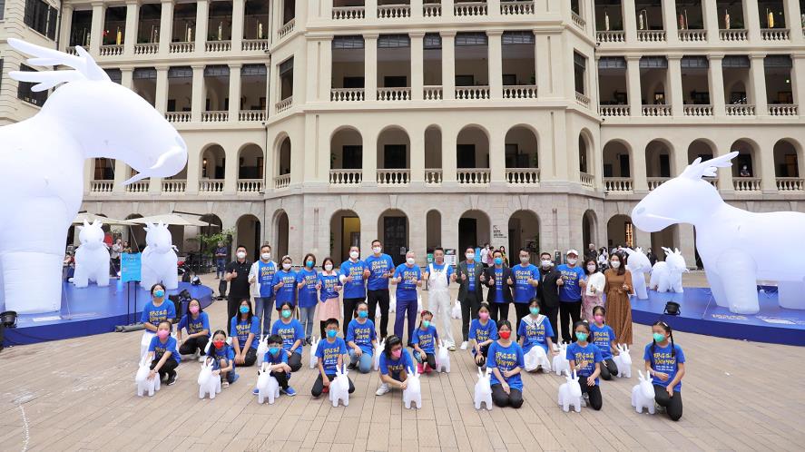 馬會「小龍馬·遊香港」藝術展慶回歸