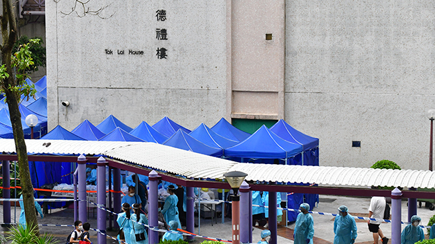圖集｜觀塘德田邨德禮樓圍封 居民須於今晚11時前強檢