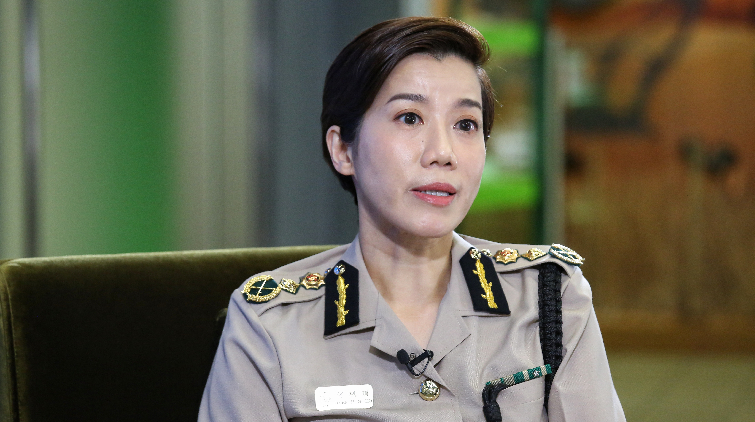 海關關長何珮珊因同事初確列為密接者 正進行檢疫