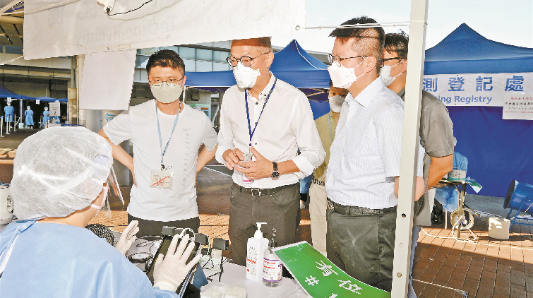 盧寵茂視察深圳灣口岸 促檢測承辦商續提升核酸檢測能力