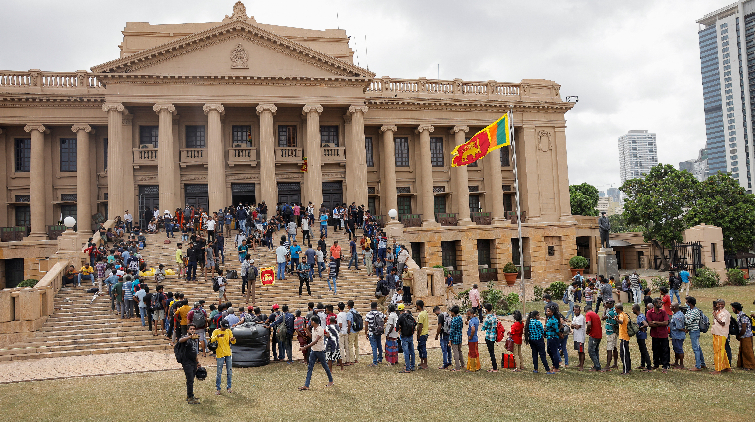 斯里蘭卡局勢回復平靜 國會議長擔任臨時總統 