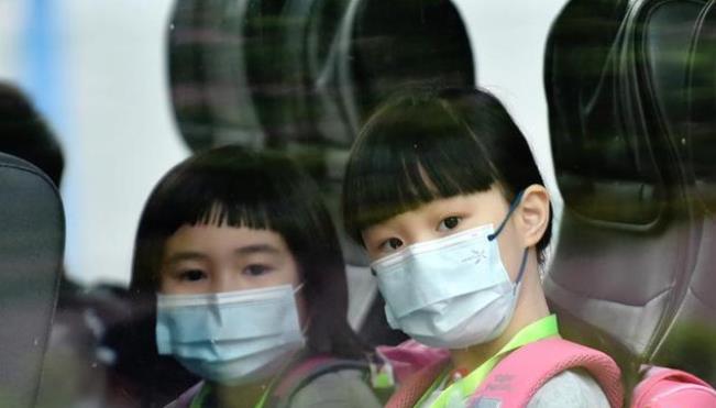 運輸署擬立法保障兒童乘車安全 接載學生車輛須設安全帶