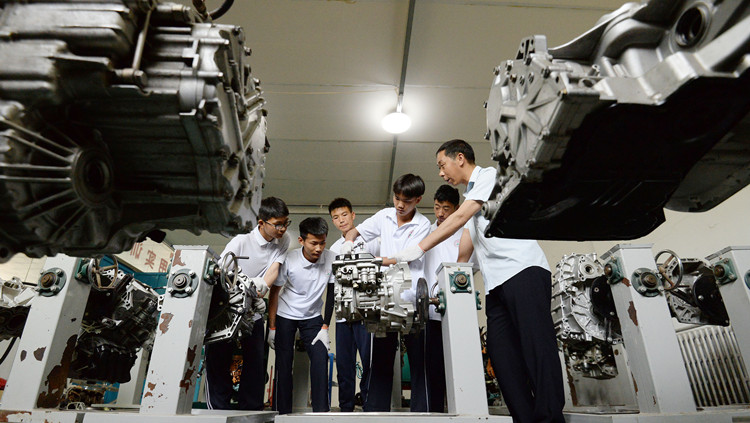 ​三部門印發通知 推動校企深度融合發展