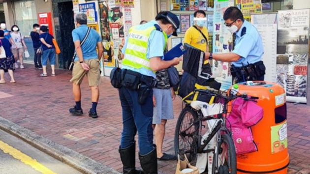 警方港島打擊不專注駕駛發490張告票 1人被捕