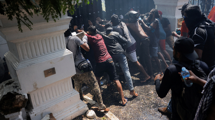 斯里蘭卡總統將赴新加坡 代總統發表講話籲緩和局勢