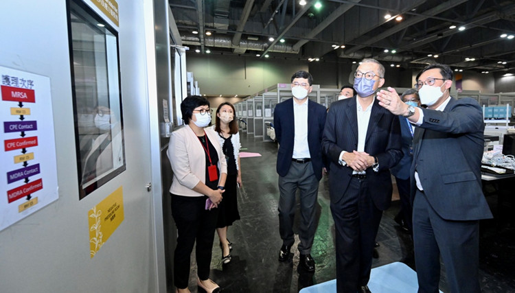 盧寵茂：新冠預防遠勝治療 呼籲長者積極接種疫苗