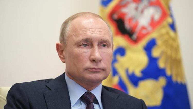 普京簽署法律：允許在境外開展軍事行動時採取特別經濟措施