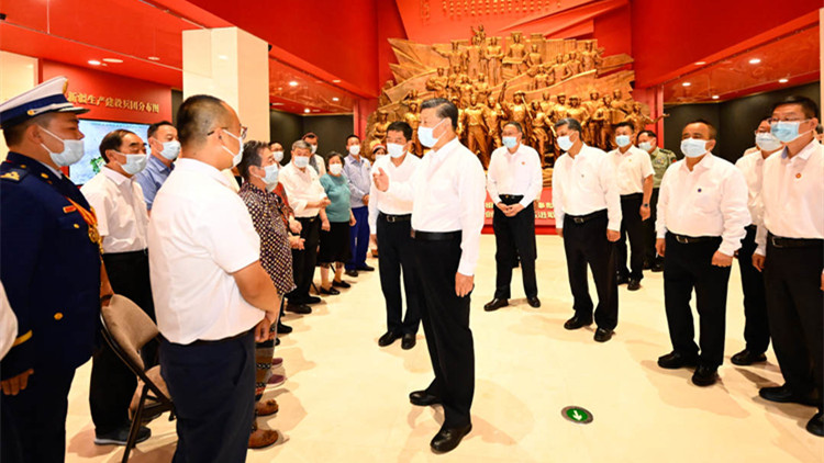 有片丨習近平在新疆石河子市考察調研