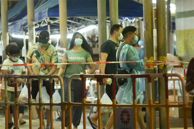 圖集丨東涌逸東邨謙逸樓圍封強檢