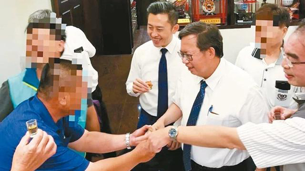 選舉活動上逐桌敬酒被抓包 桃園市長僅被罰三千新台幣