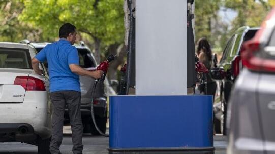 美前財長薩默斯：美聯儲需要採取強有力的行動來抑制通貨膨脹