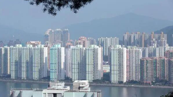 【港樓】本港7月住宅買賣合約總值按年跌56.9%