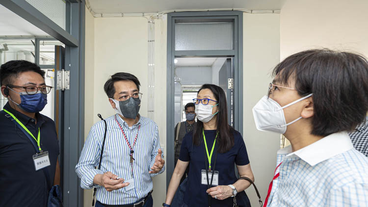 房委會視察非住宅設施 了解深水埗海達邨街巿設計和布局