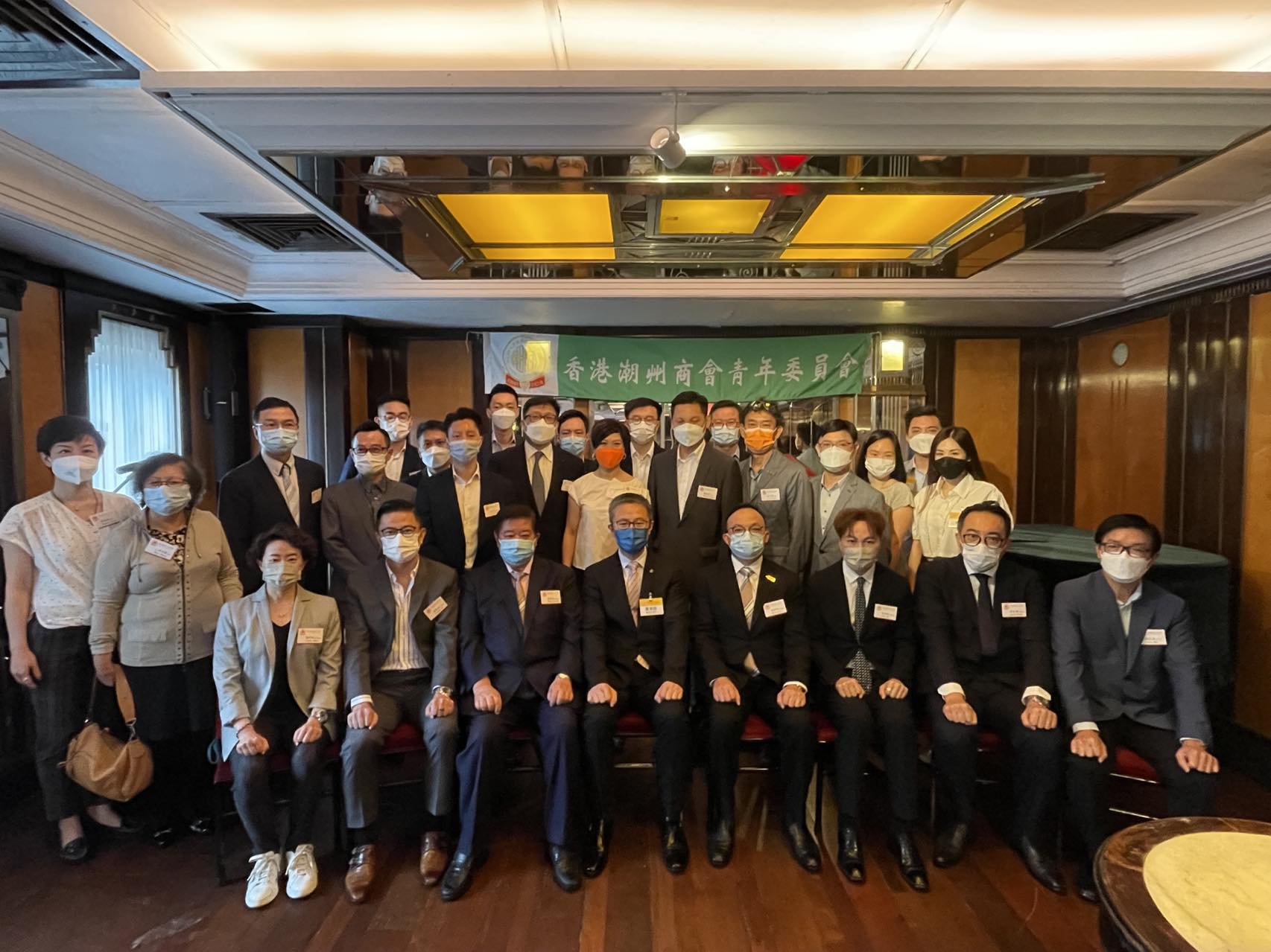 潮商青委邀蕭澤頤處長談警隊青少年工作