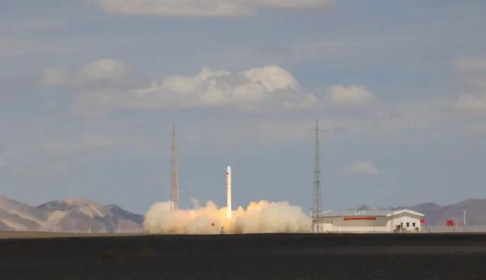 一箭三星！谷神星一號遙三運載火箭發射成功