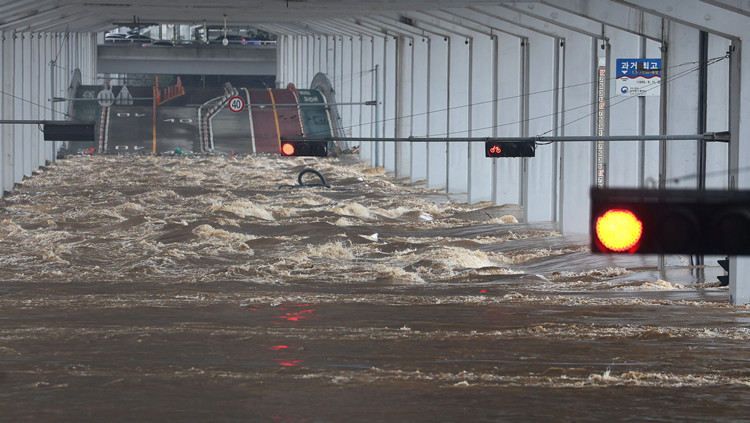 【追蹤報道】韓國首都圈暴雨致9人遇難 包括一中國公民