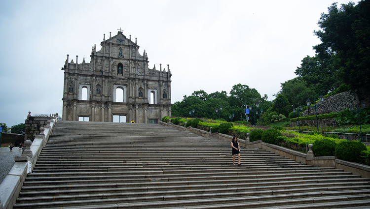 澳門一維修員遭升降機齒輪鏈夾頭亡