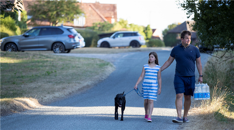 受酷熱天氣影響 英國宣布英格蘭多個地區進入乾旱狀態