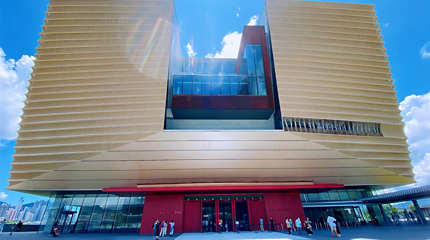 服務大眾 弘揚文化