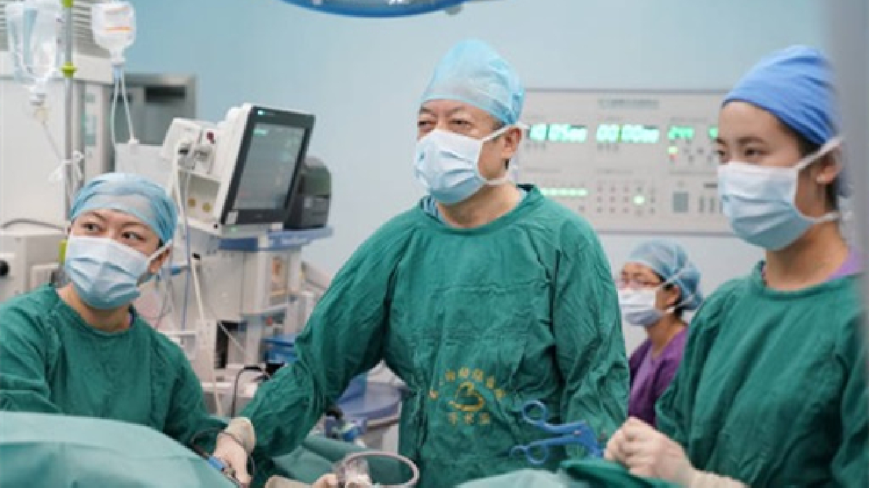 深圳唯一！來自寶安區的周霞平獲「中國醫師獎」