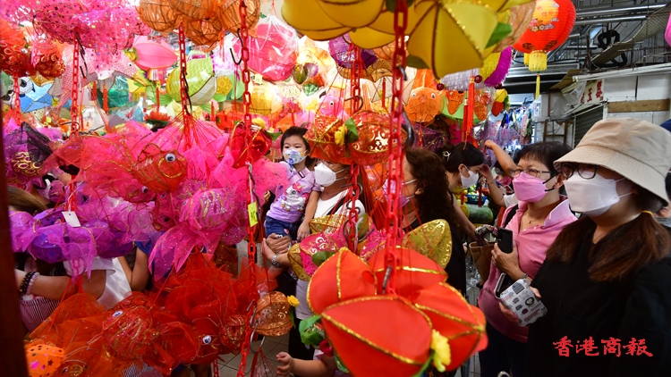 圖集 | 傳統手工燈籠爭妍鬥麗 元朗燈籠街吸客齊打卡