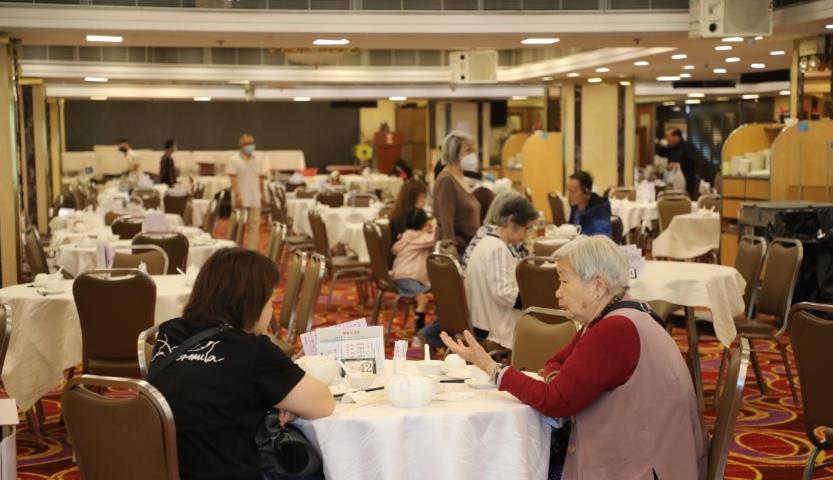 黃家和：食客普遍配合宴會快測要求 相信食肆不會作違例安排