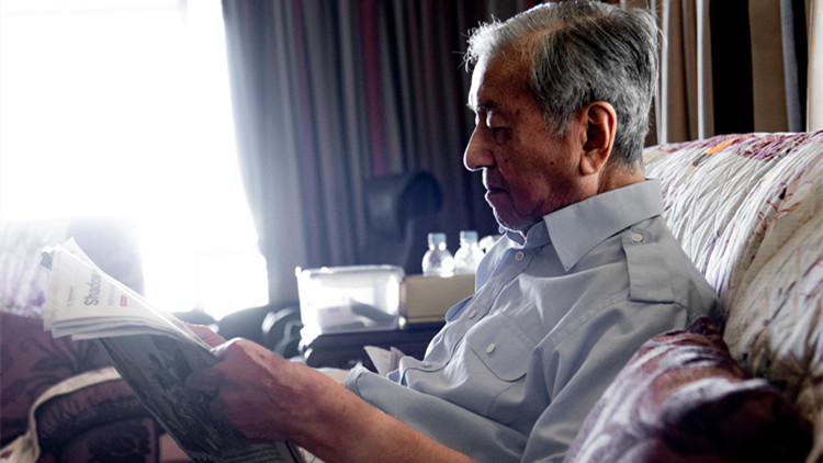 馬哈蒂爾確診感染新冠病毒住院