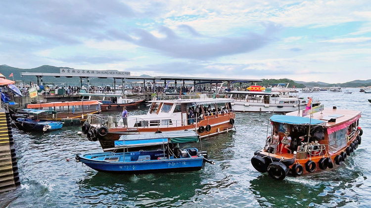 船隻違規經營街渡服務情況普遍 申訴專員公署籲當局加強監管