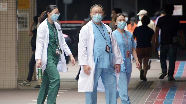 政府續賦權醫生明起至9月16日 可強制疑染疫者檢測