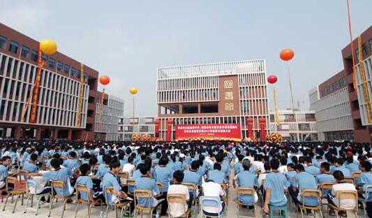 廣東不斷優化教師隊伍結構 打造高層次人才蓄水池