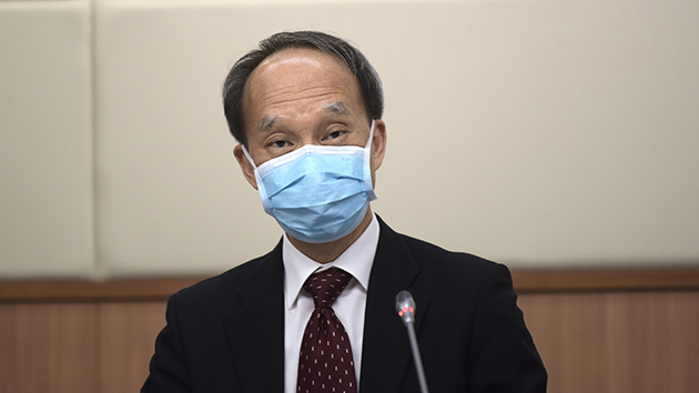 政府專家顧問劉宇隆確診 正居家隔離