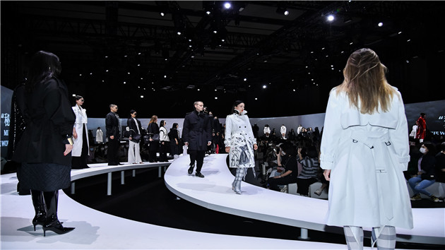 「波司登重新定義輕薄羽絨服」發布會舉辦