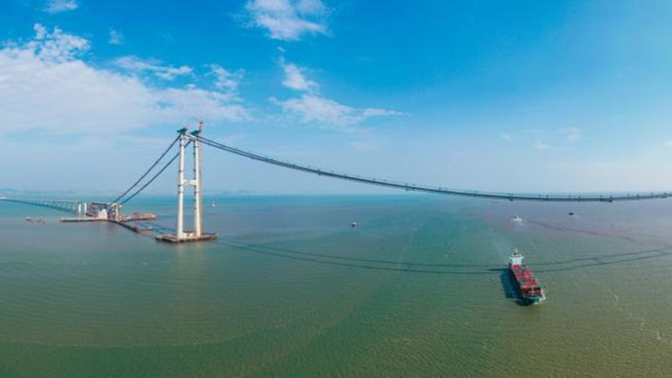 深中通道伶仃洋大橋主纜完成架設