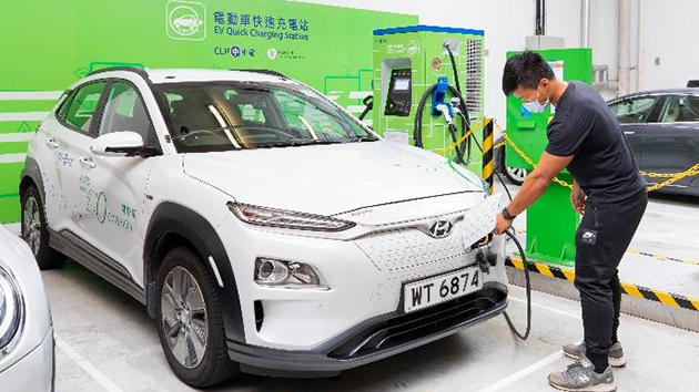 中電宣布延長電動車充電站免費充電服務至明年底