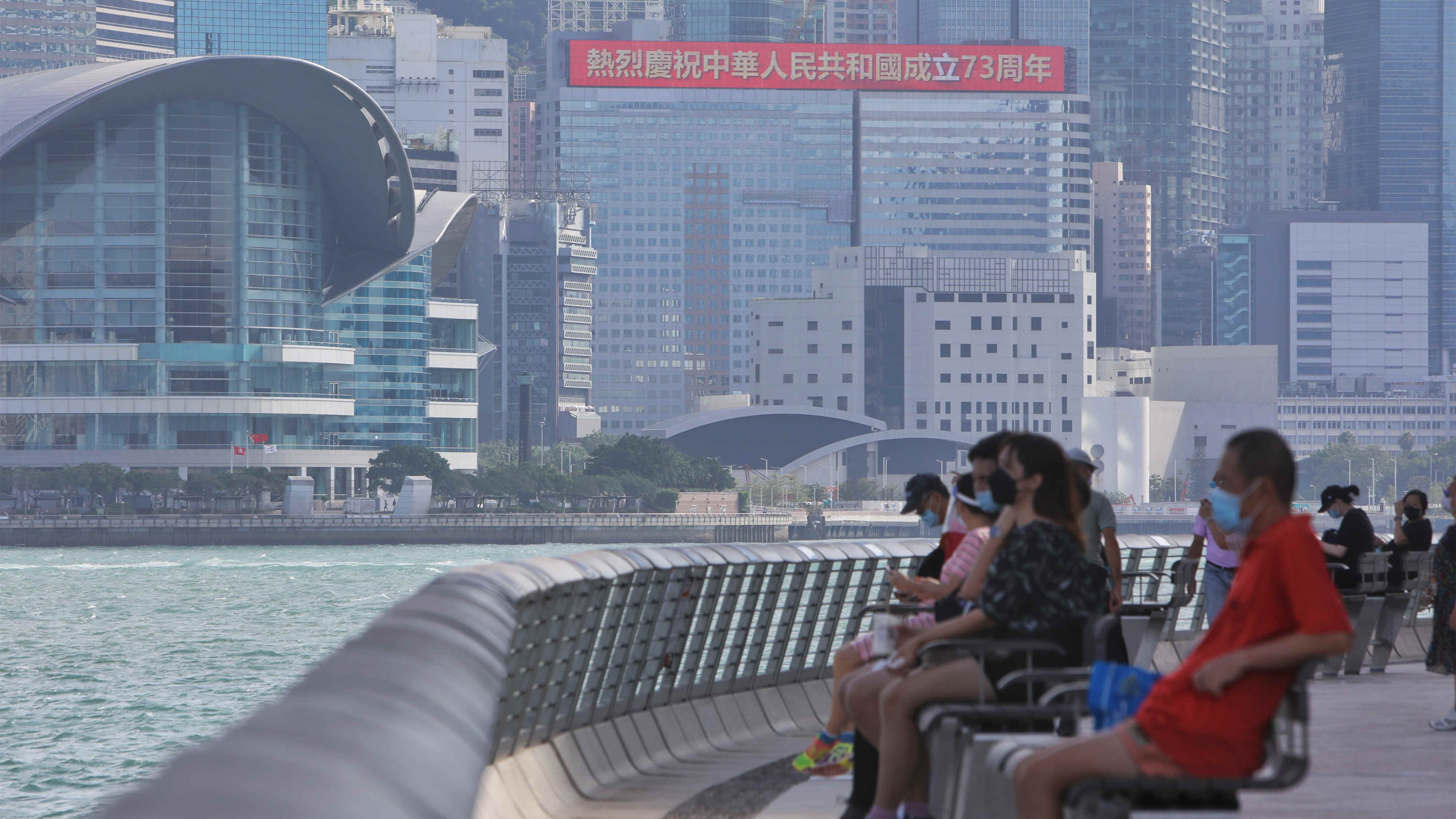 【建評】精準抗疫 穩步復常