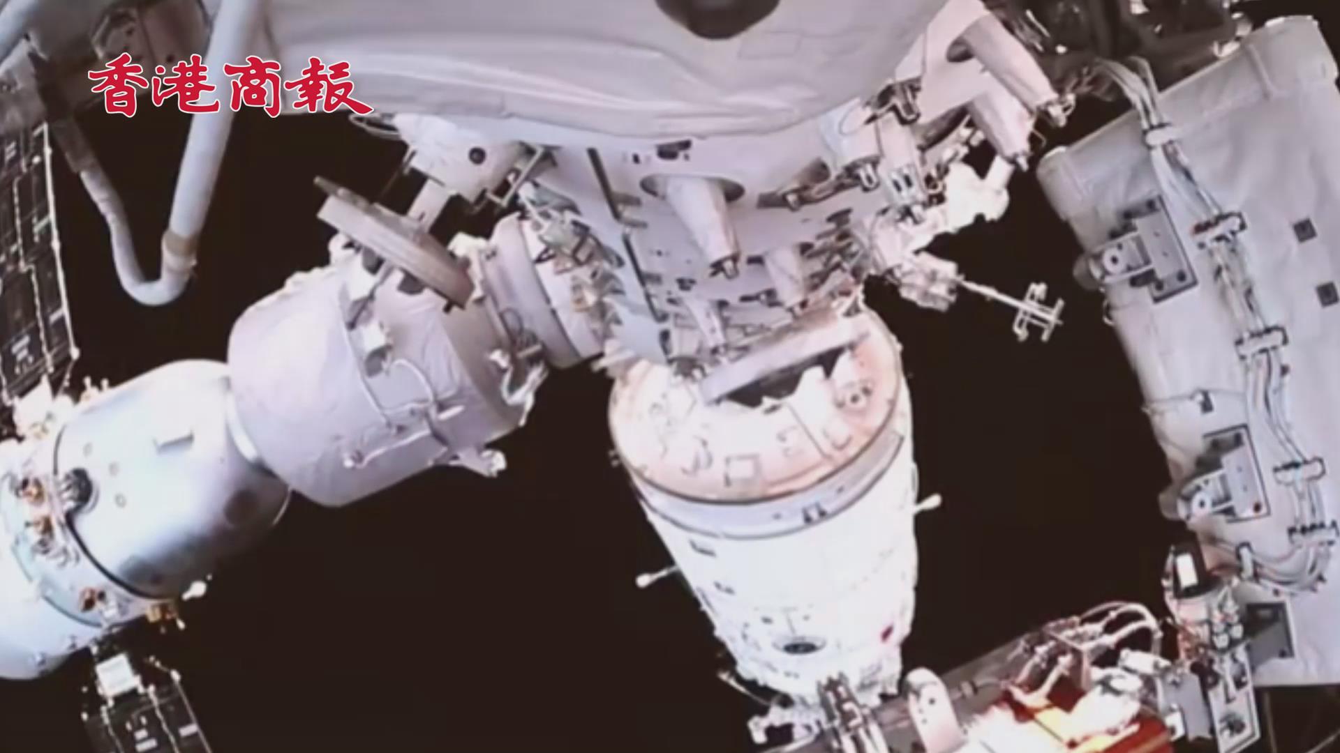 有片丨等待「夢天」來臨！問天實驗艙成功轉位