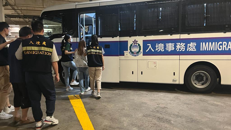 入境處全港各區打擊非法勞工 拘捕10人