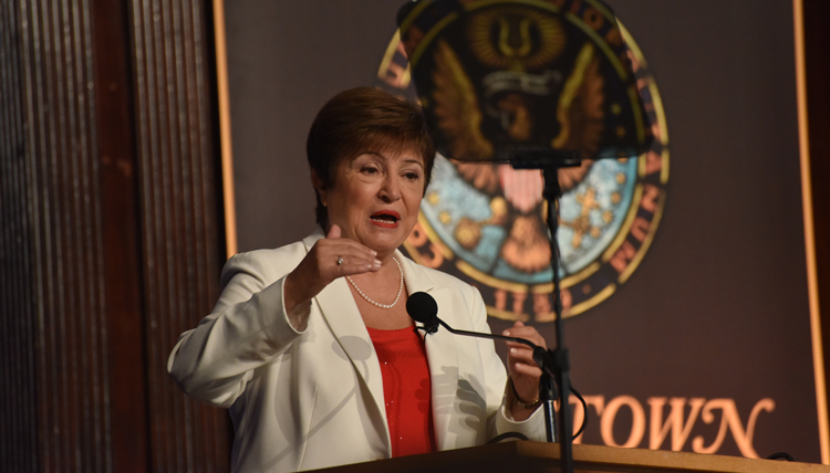 IMF批准為烏提供13億美元緊急資金 澤連斯基表示感謝