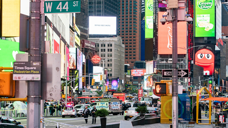 美國紐約市宣布因尋求庇護的移民湧入而進入緊急狀態