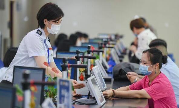 市場監管總局：市場主體十年淨增超1億戶